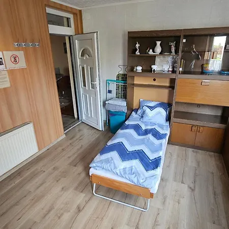 Friendly In The Suburb. شقة