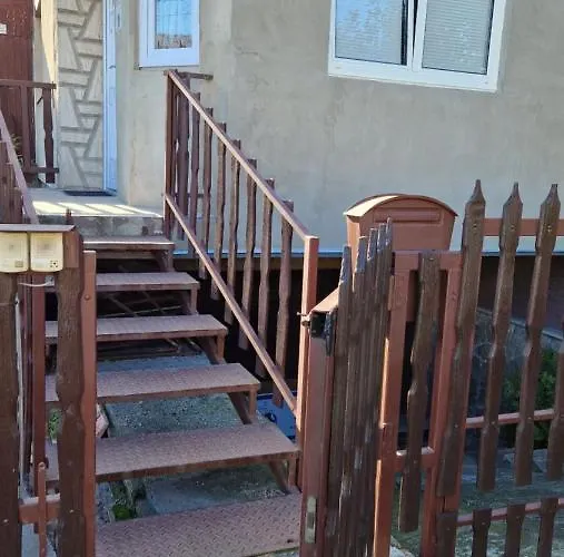 דירה Friendly In The Suburb.