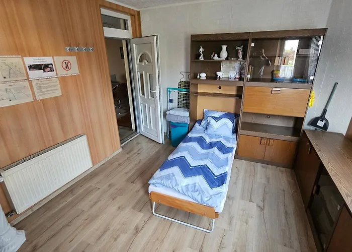Friendly In The Suburb. Apartment